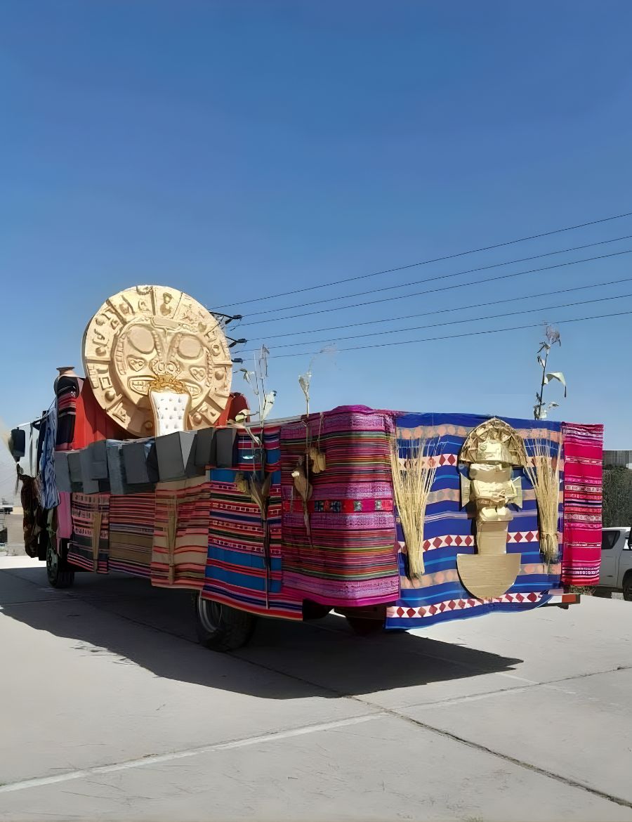 Decoración estilo inka de los carros